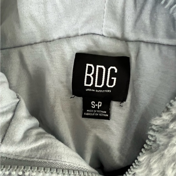 Urban Outfitters Sweater - Picture 2 of 7